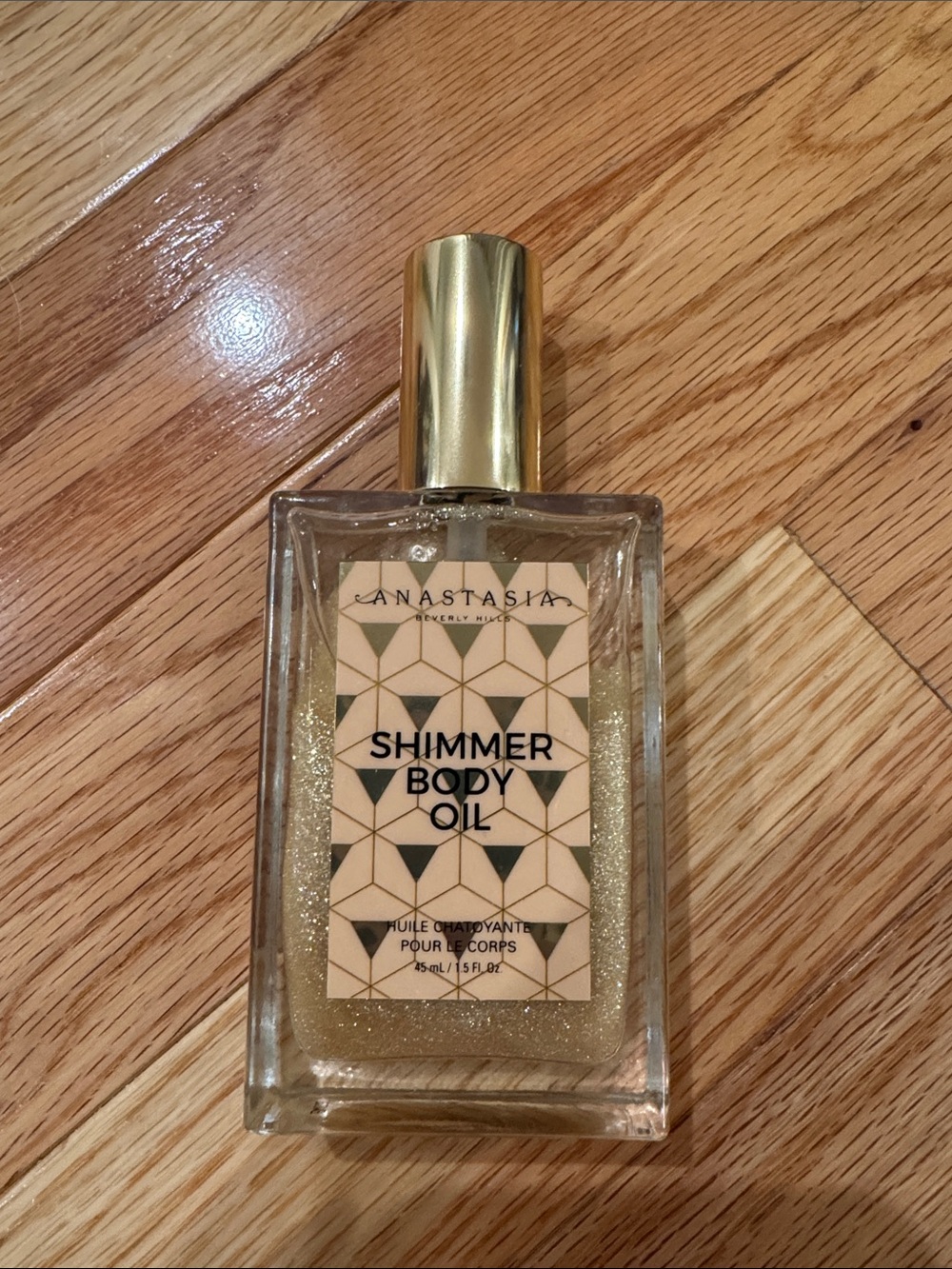 NEW NEVERE USED Anastasia Shimmer Body Oil — Gold Bottle